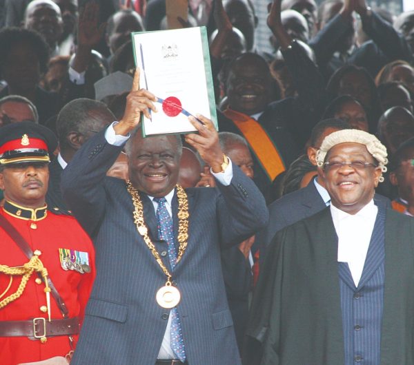 HE Mwai Kibaki 3